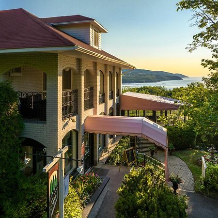 Auberge Des Falaises La Malbaie Luaran gambar