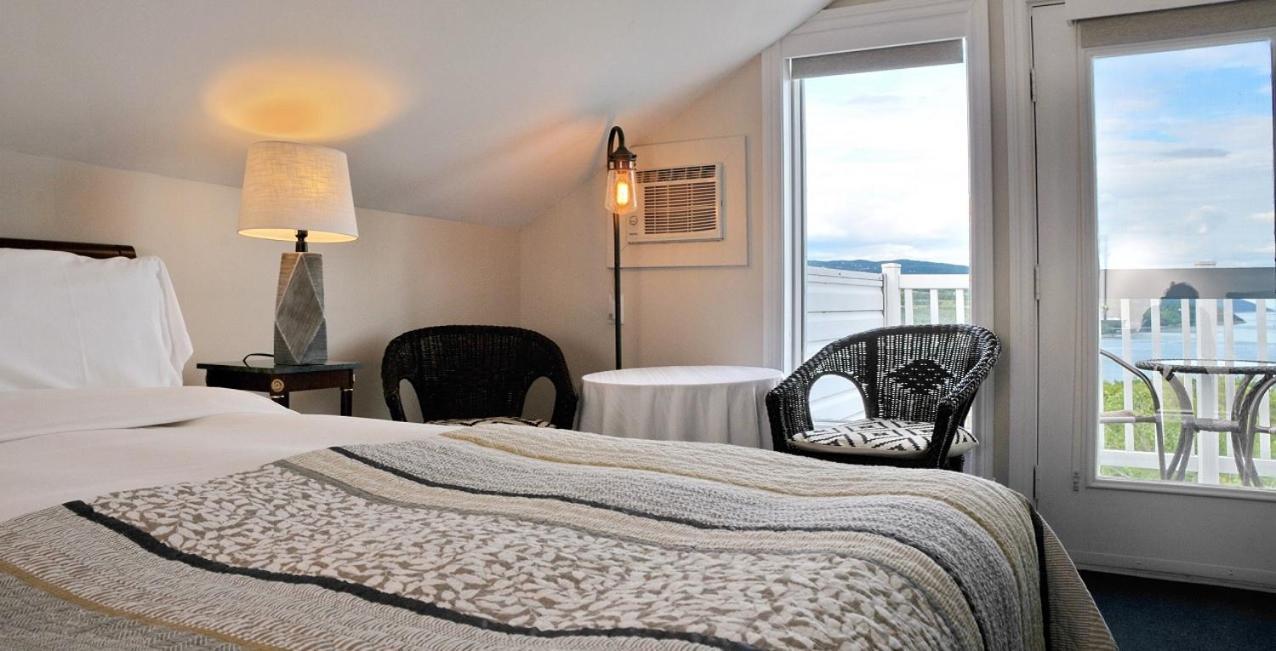 Auberge Des Falaises La Malbaie Luaran gambar